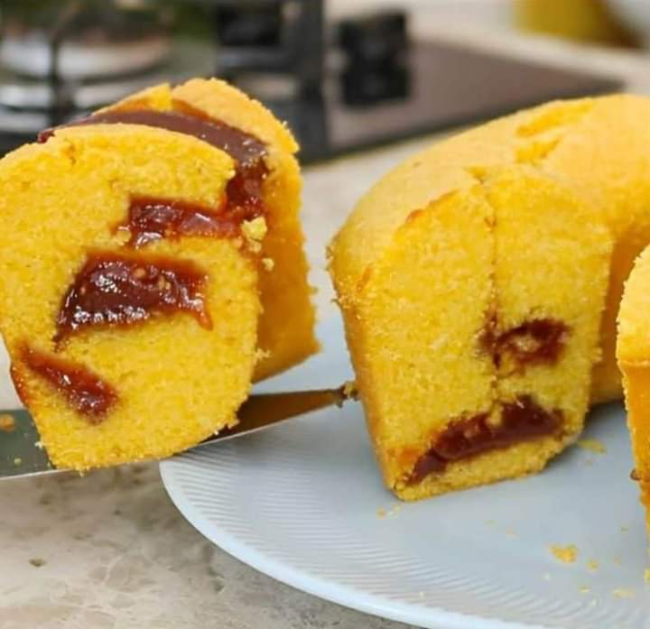 Bolo de Milho com Goiabada