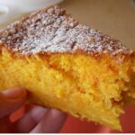 Bolo de Laranja com Calda de Chocolate