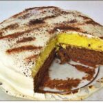 Bolo de Laranja com Calda de Chocolate